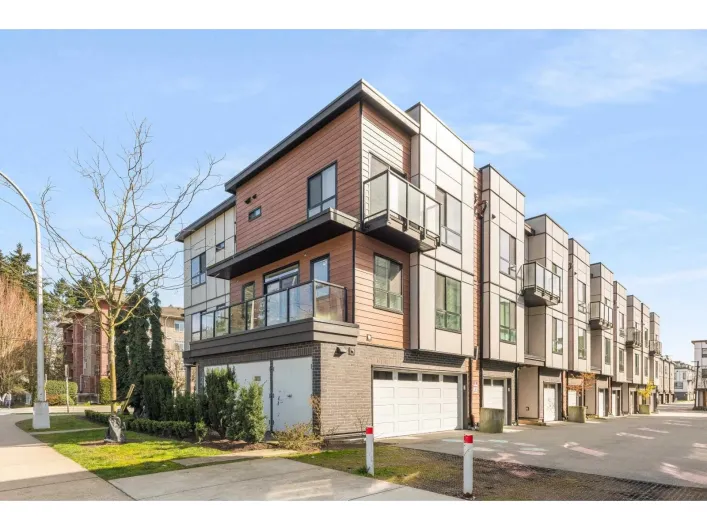 9 19790 55A AVENUE, Langley