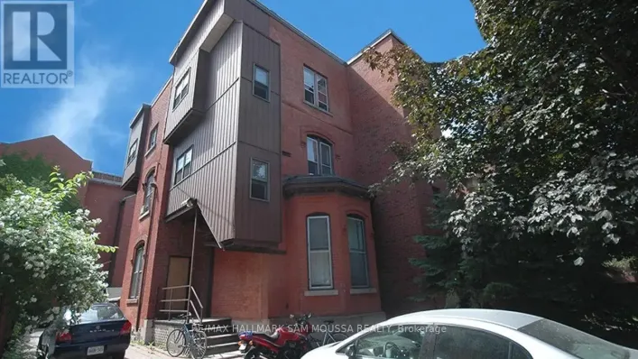 9 - 232 COOPER STREET, Ottawa