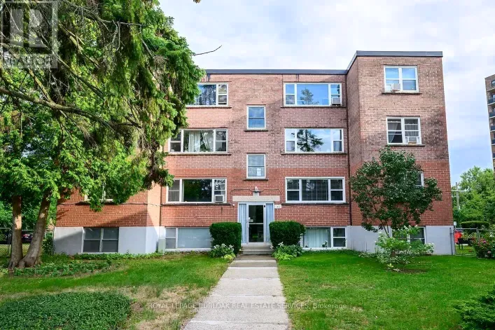 Apartment for sale: 9 - 2422 NEW STREET, Burlington