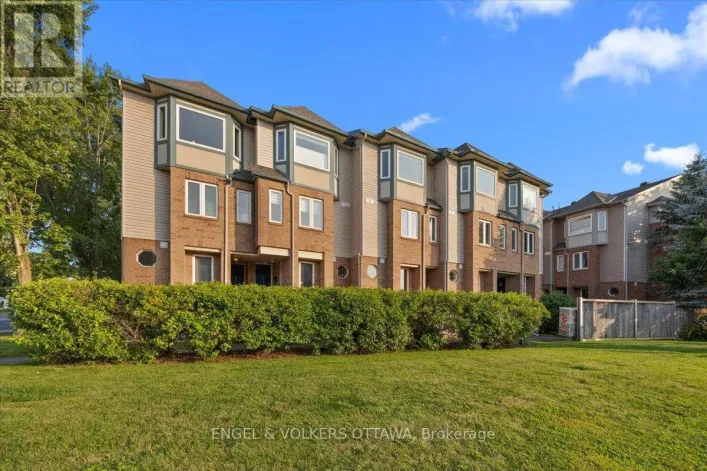 9 - 2820 BASELINE ROAD, Ottawa