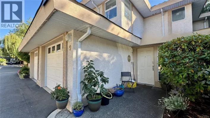 9 290 Corfield St, Parksville