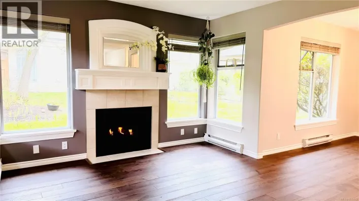 9 290 Corfield St S, Parksville