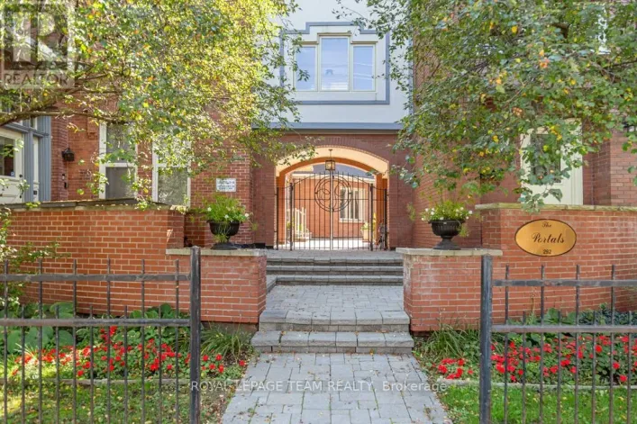 9 - 292 LAURIER AVENUE, Ottawa