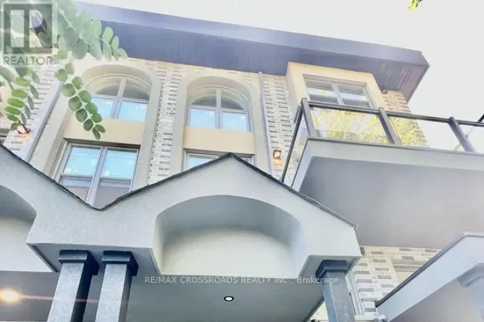 #9 - 300 RAILWAY ENGINE HOUSE WAY STREET, Whitby