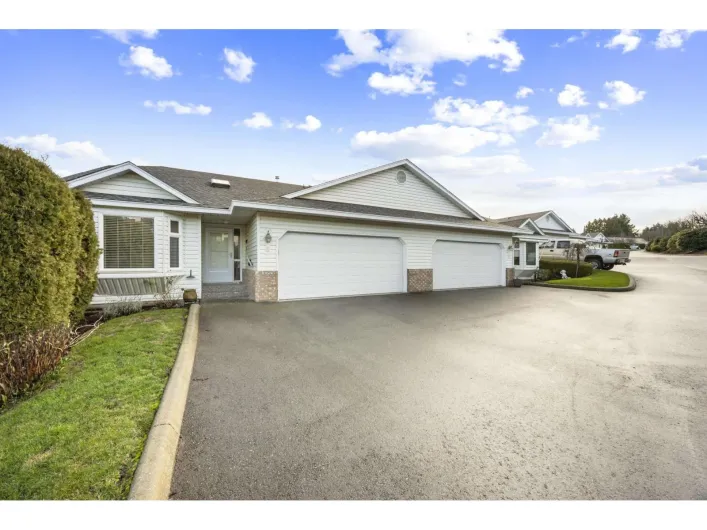 9 3054 TRAFALGAR STREET, Abbotsford