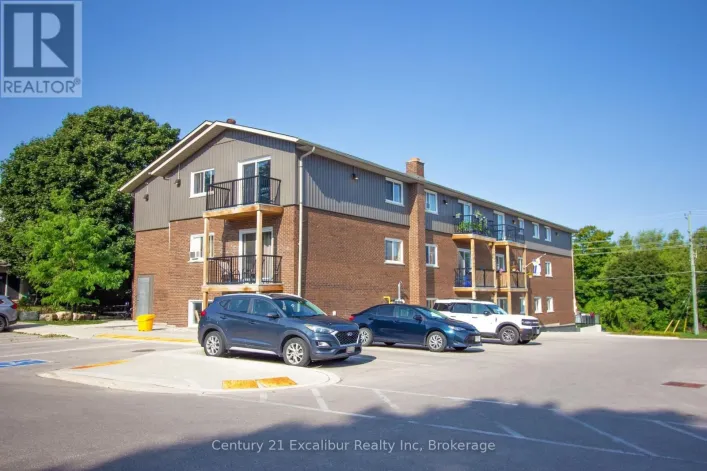 9 - 320 QUEEN STREET E, Centre Wellington