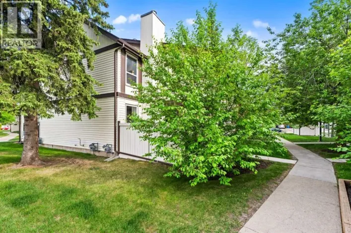 9, 3200 60 Street NE, Calgary