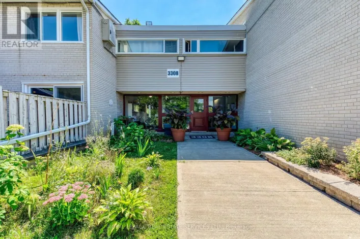 9 - 3308 THE CREDIT WOODLANDS, Mississauga