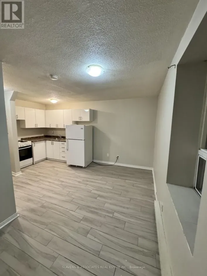 9 - 45 KING AVENUE W, Clarington