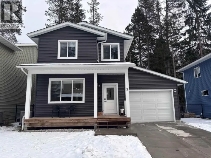 9 4921 HALLIWELL AVENUE, Terrace