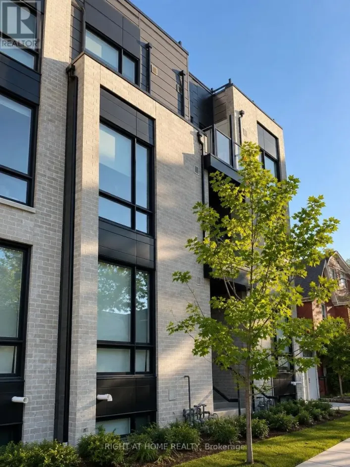 9 - 51 FLORENCE STREET, Toronto