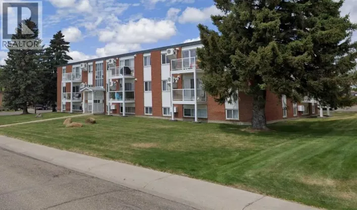 9, 512 McCutcheon Drive NW, Medicine Hat
