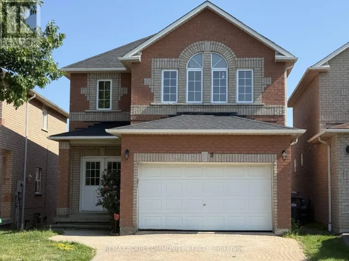House for rent: 9 - 530 DRIFTCURRENT DRIVE, Mississauga