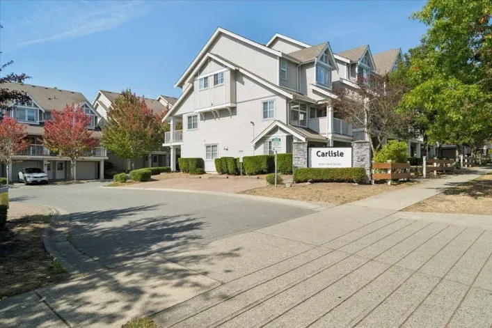 9 6555 192A STREET, Surrey