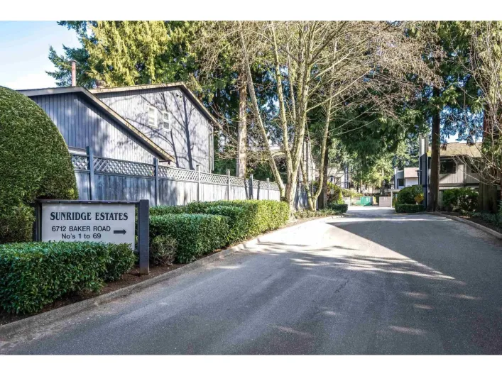 9 6712 BAKER ROAD, Delta