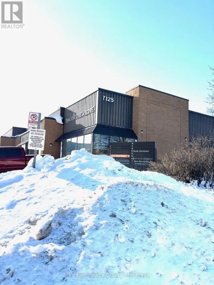 9 - 7125 PACIFIC CIRCLE, Mississauga