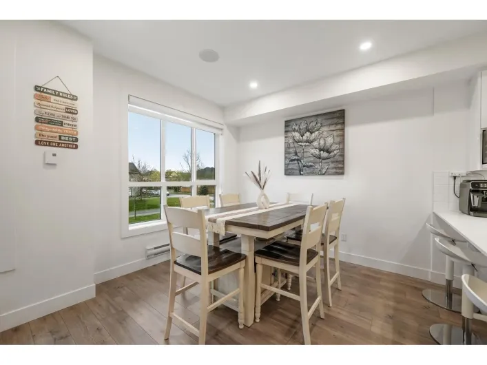 9 7177 194A STREET, Surrey