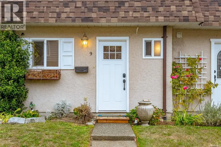 9 7675 East Saanich Rd, Central Saanich