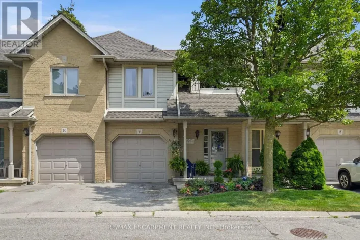 9 - 819 UPPER PARADISE ROAD, Hamilton