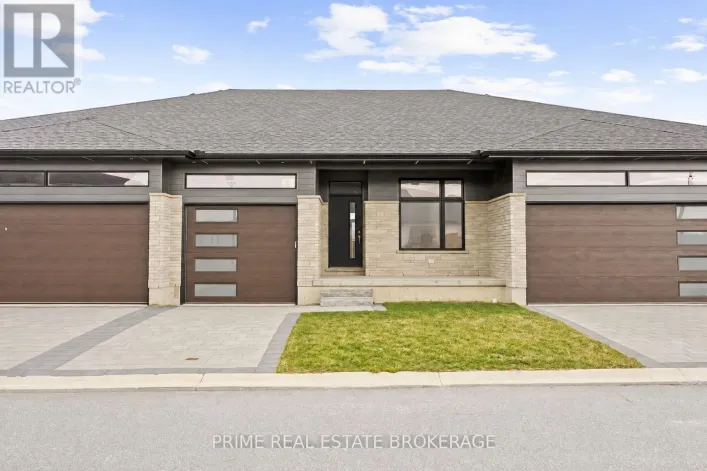 9 - 94 COASTAL CRESCENT, Lambton Shores