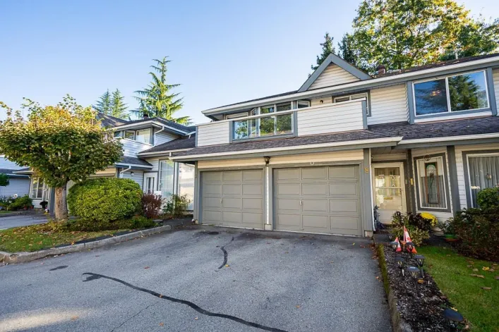 9 9947 151 STREET, Surrey