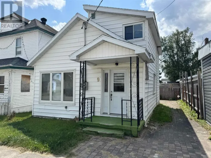 9 Aberdeen ST S, Chapleau