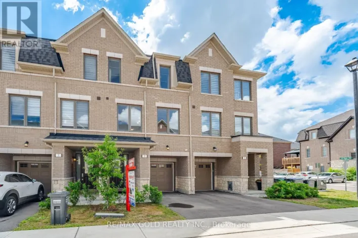 9 ARCOLA STREET, Brampton