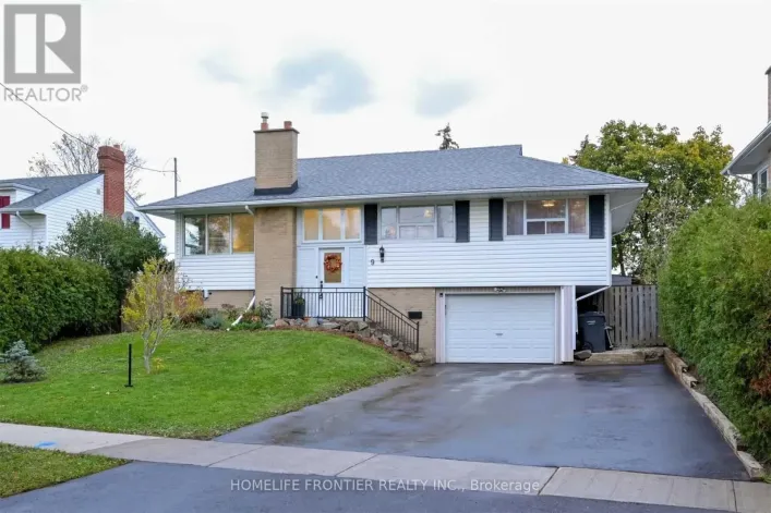 9 AVONMORE STREET, Brampton