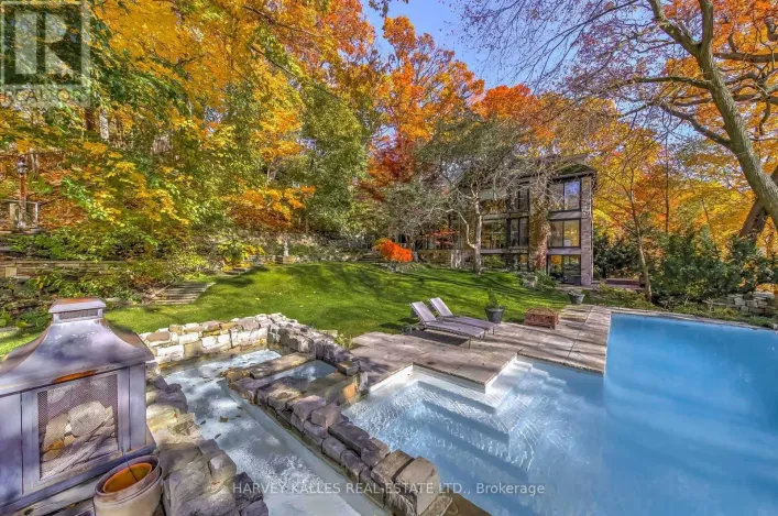 9 BEAUMONT ROAD, Toronto