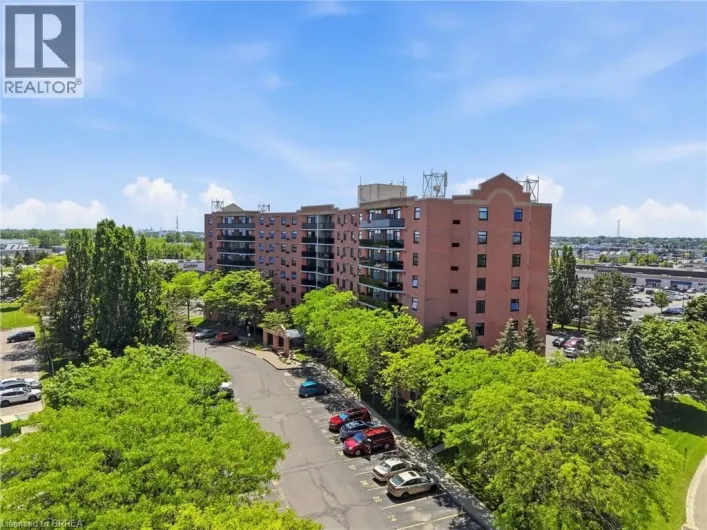 9 BONHEUR Court Unit# 716, Brantford