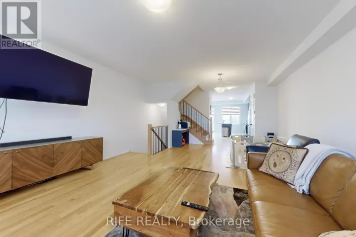 9 BRETLON STREET, Brampton