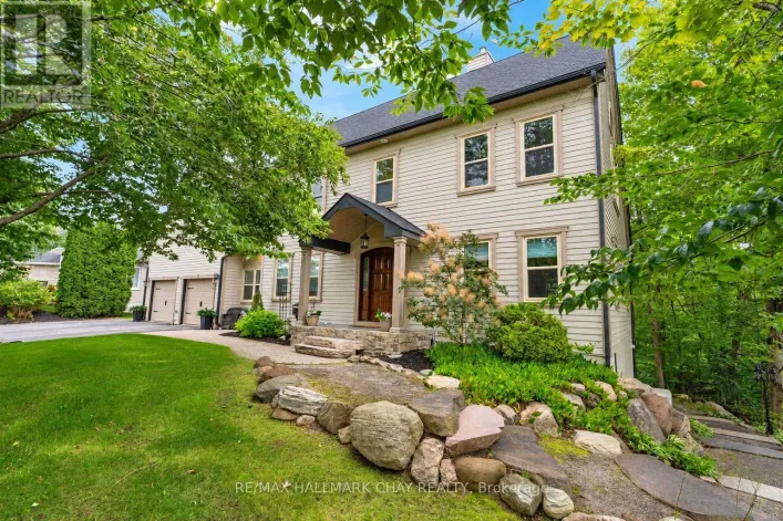 9 BRIDLE PATH, Oro-Medonte
