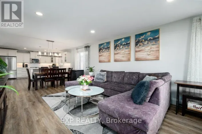 9 CARDINAL COURT, Brighton