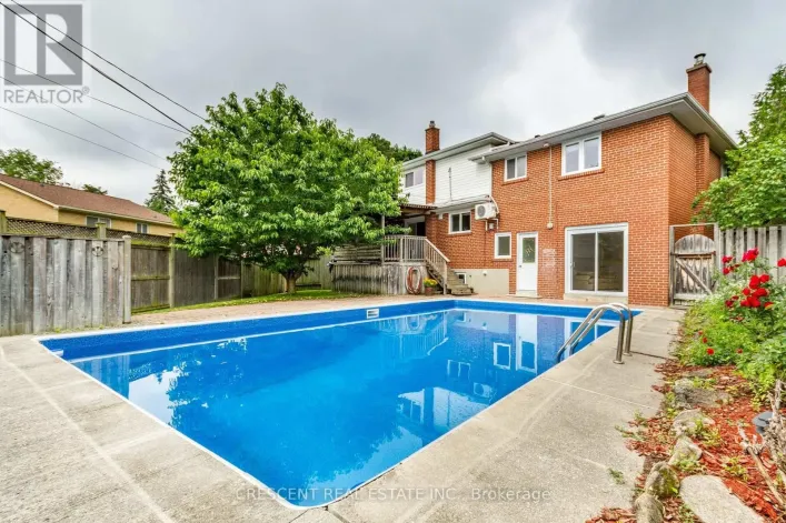 9 CLAY COURT, Toronto