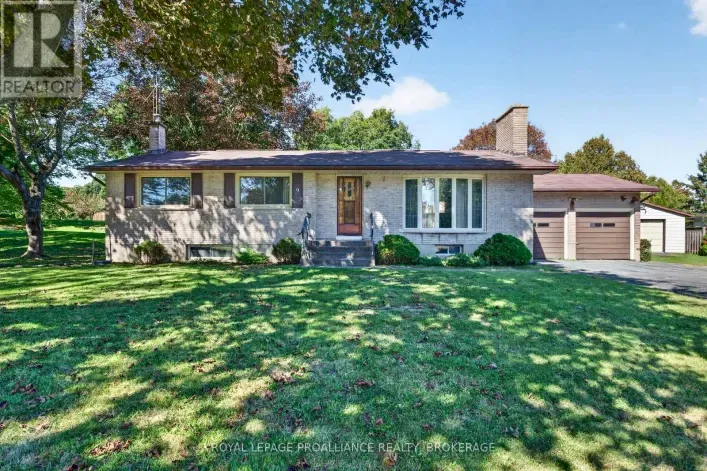 House for sale: 9 DIANNA STREET, Kingston