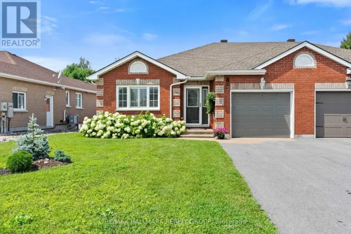 9 DR GORDON CRESCENT, North Grenville