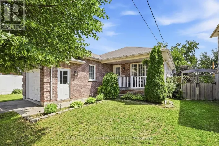 9 DURHAM STREET W, Kawartha Lakes