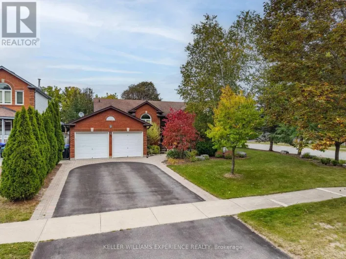 9 EDENBRIDGE DRIVE, Essa