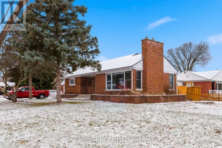 9 ELIZABETH AVENUE, Kingston