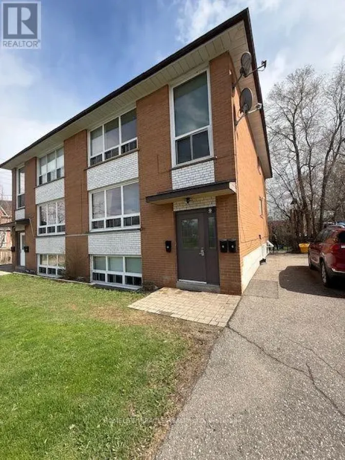 9 ELLEN STREET, Mississauga