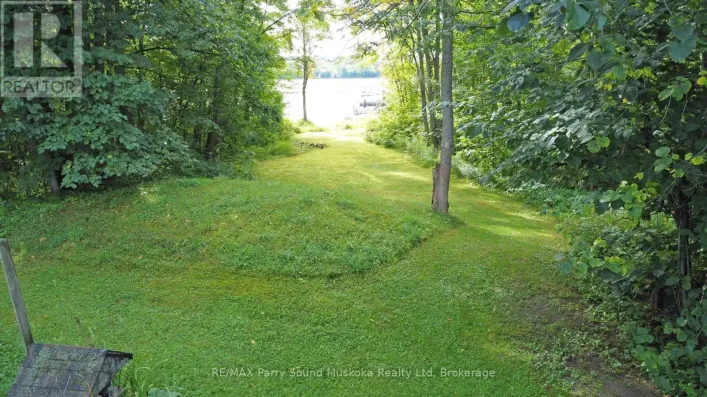 9 FISHER LANE, Whitestone