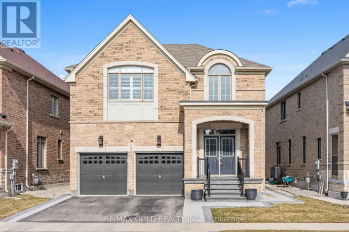 9 FRINGETREE ROAD, Brampton