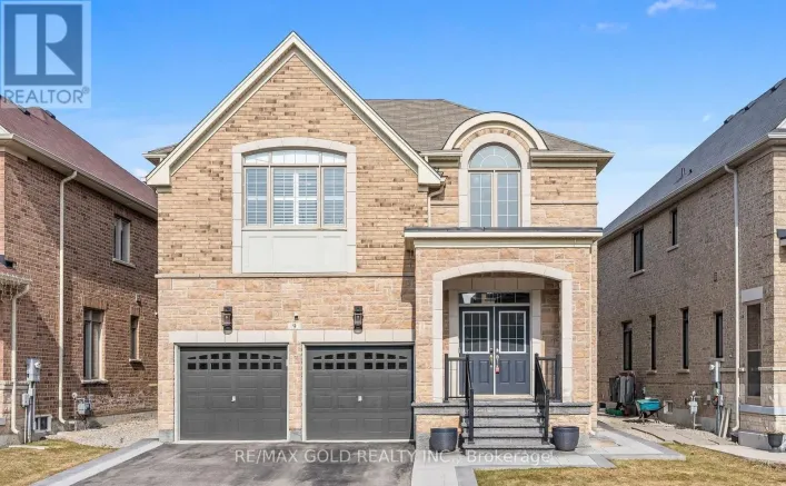 9 FRINGETREE ROAD, Brampton