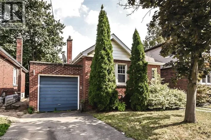 9 GARY Avenue, Hamilton