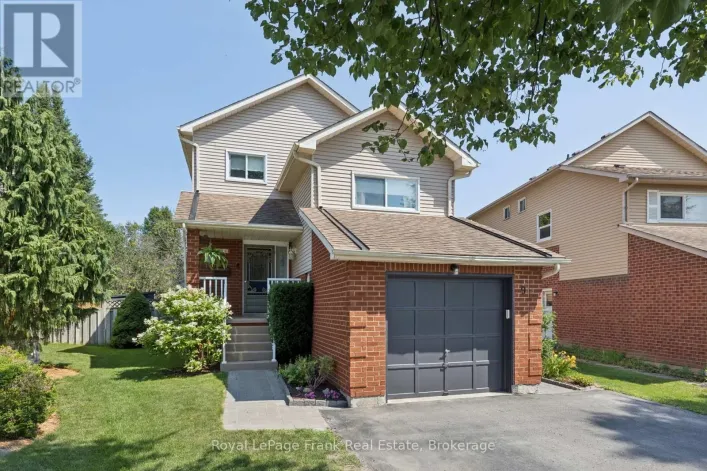 9 GILES COURT, Whitby