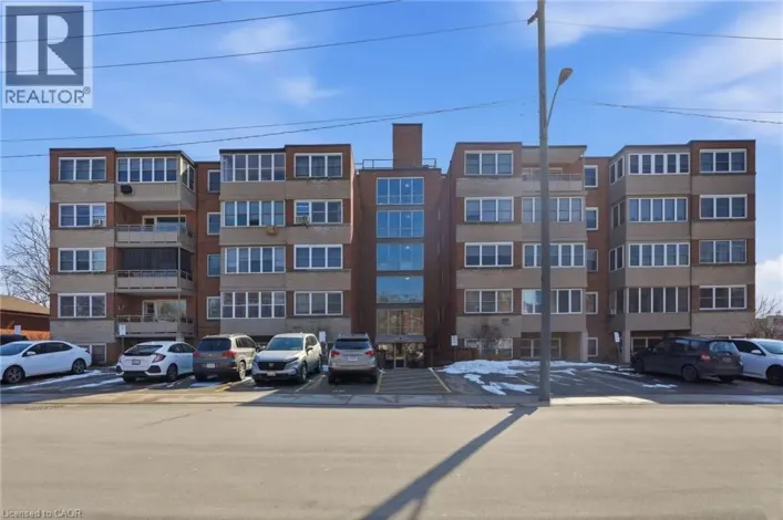 9 GRANT Boulevard Unit# 106, Dundas