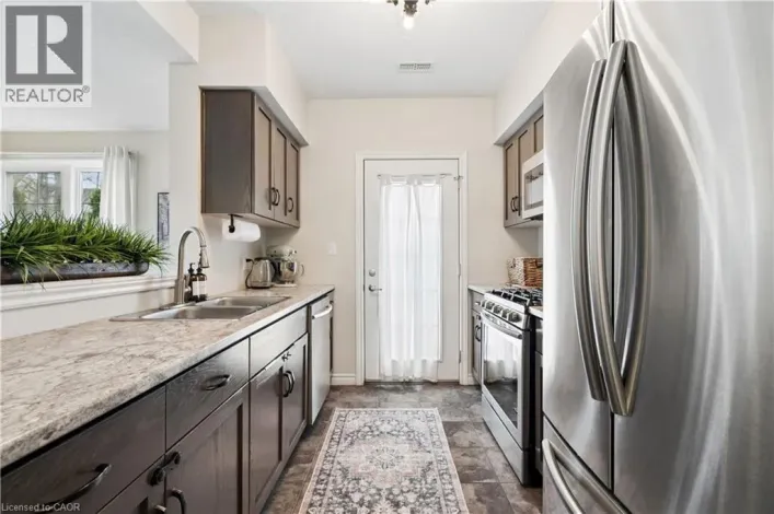 9 GUTHRIE Lane Unit# 9B, Rockwood