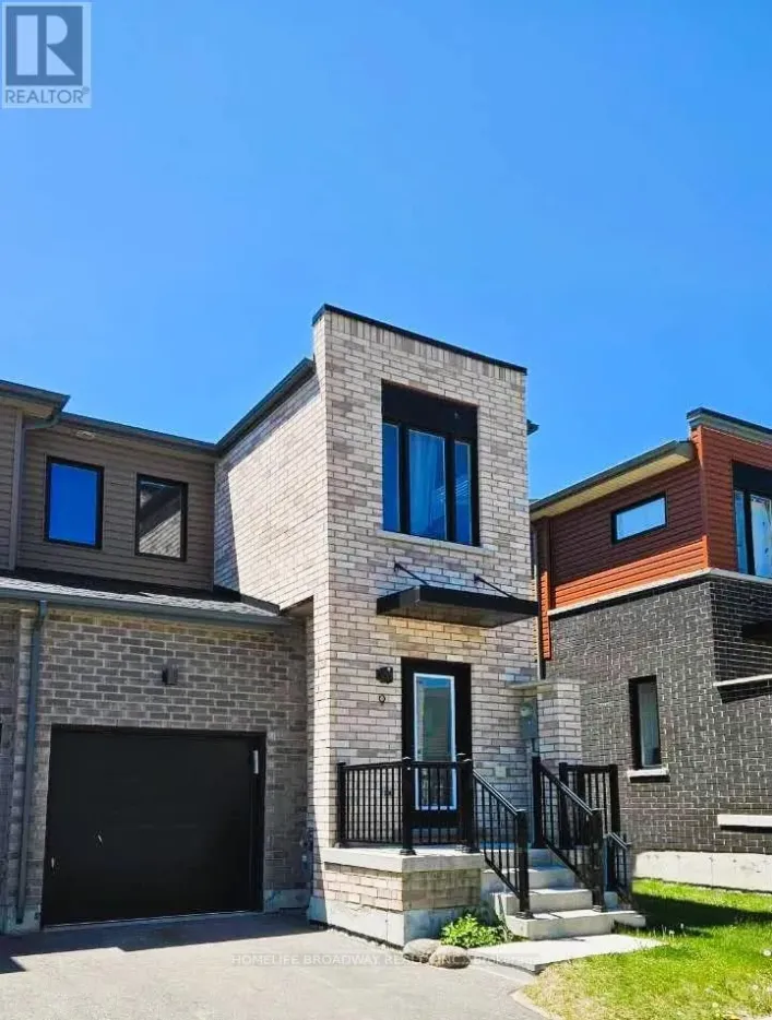 9 HAVEN LANE, Barrie