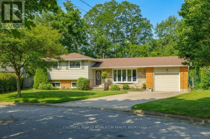 House for sale: 9 HEATHCOTE TERRACE, St. Catharines
