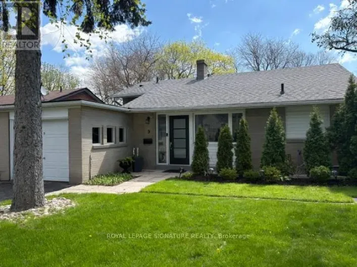 9 HEMFORD CRESCENT, Toronto